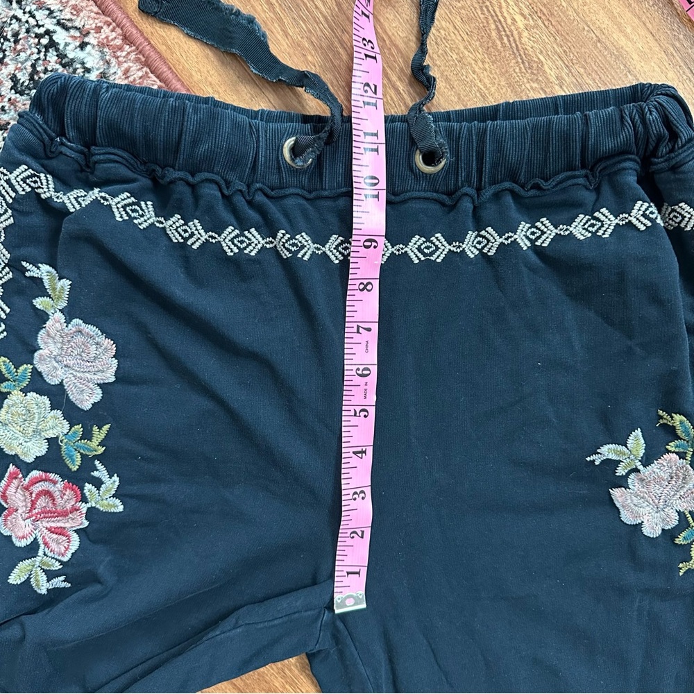 Sundance Floral Embroidered Pants - Picture 6 of 11